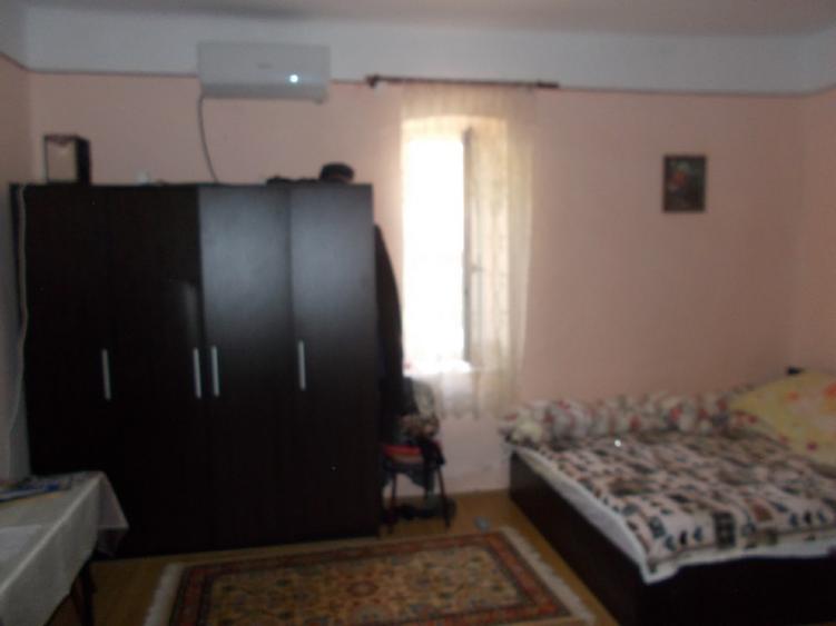 Casă individuală cu 5 camere cu Teren 2788 Mp în Covaci