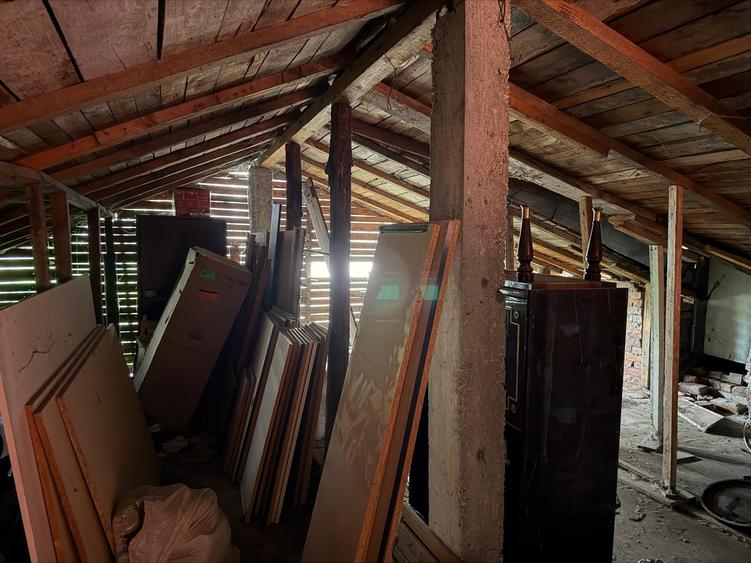 Casă individuală cu 3 camere cu Canalizare în Drumul Găzarului