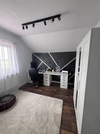 Casă cu 3 camere cu Teren 475 Mp în Sânandrei