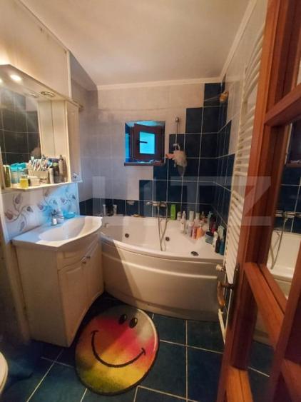 Apartament cu 3 camere decomandat în Obcini