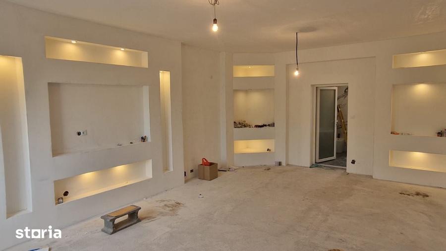 Casă cu 4 camere cu Teren 330 Mp în Oncea