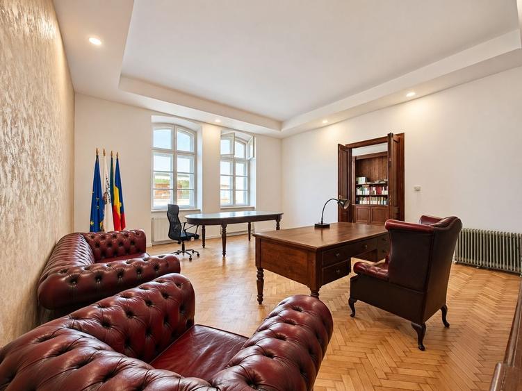 Birou, de 80 mp, în Ultracentral