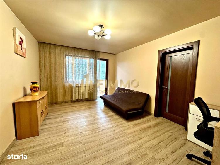Apartament cu 2 camere semidecomandat, mobilat în Central