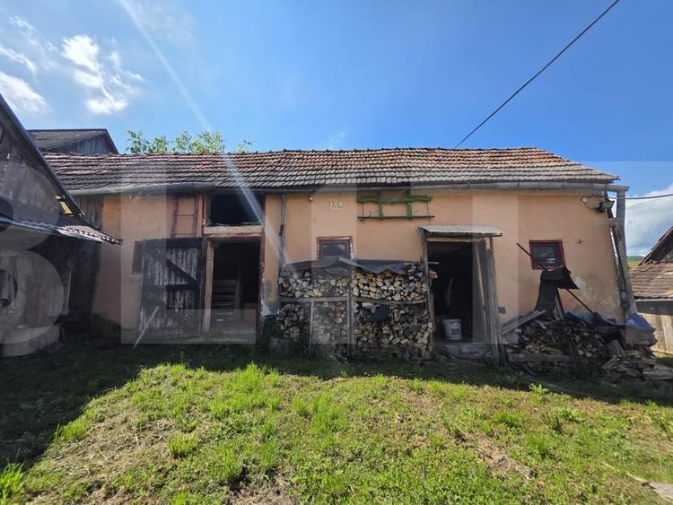 Casă individuală cu 3 camere cu Teren 1208 Mp în Micfalău
