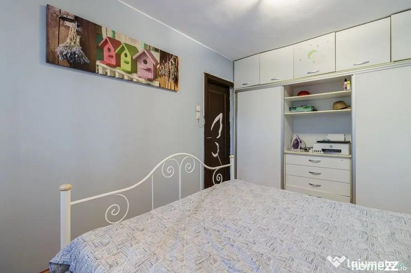Apartament cu 3 camere semidecomandat în Drumul Taberei