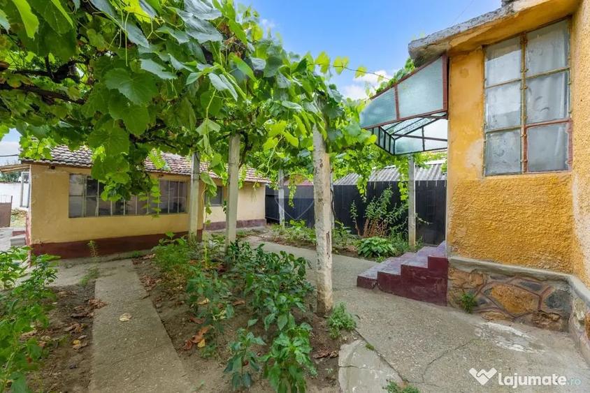 Casă cu 3 camere cu Teren 1480 Mp în Gai