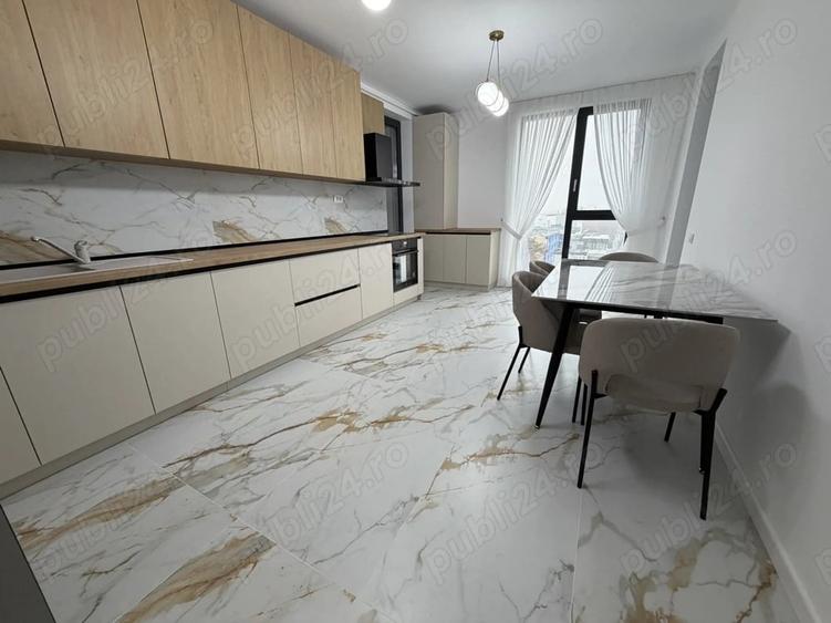 Apartament cu 4 camere decomandat în Pescărie