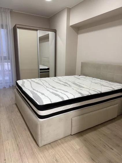 Apartament cu 3 camere decomandat, mobilat în Drumul Taberei