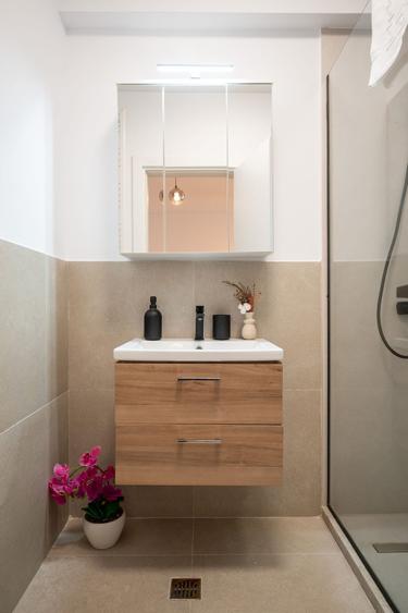 Apartament cu 2 camere decomandat în Mamaia-Sat