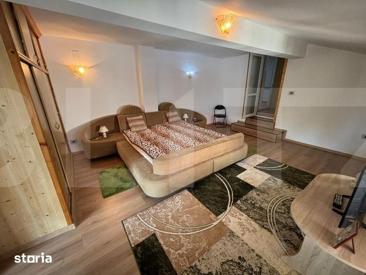 Casă cu 7 camere cu Teren 393 Mp în Central
