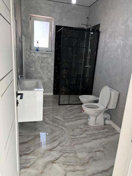 Casă cu 3 camere în Holboca