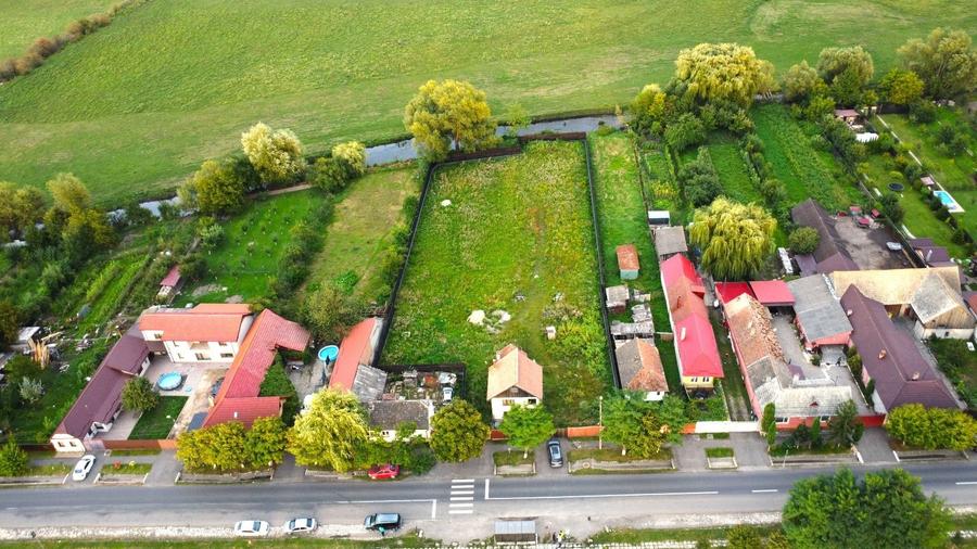Casă individuală cu 2 camere cu Canalizare în Prejmer