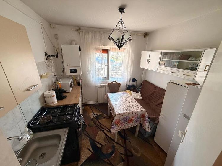 Apartament cu 2 camere decomandat, mobilat în Central