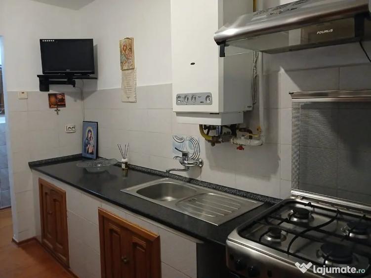 Apartament cu 2 camere nedecomandat în Central