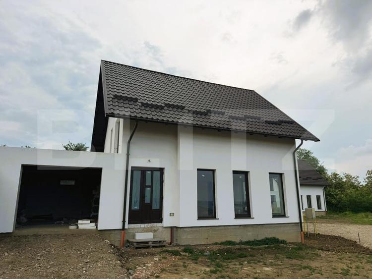 Doua case in Sfantu Ilie, 110 mp utili, garaj, acces privat - 2