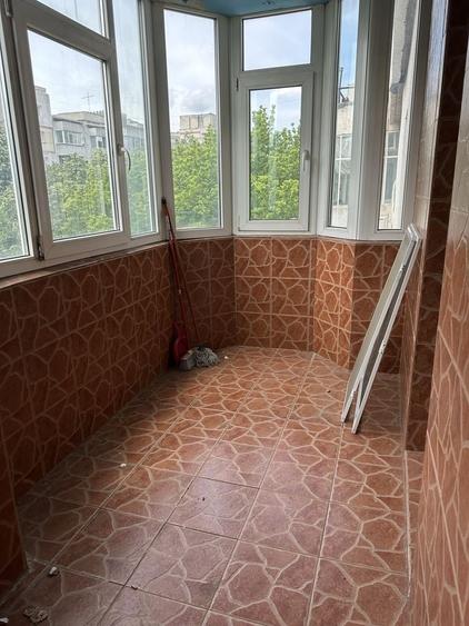 Apartament cu 2 camere decomandat în Tineretului