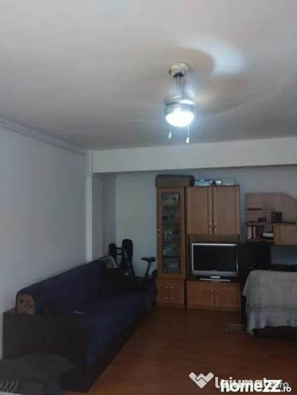 Apartament cu 2 camere semidecomandat în Bună Ziua