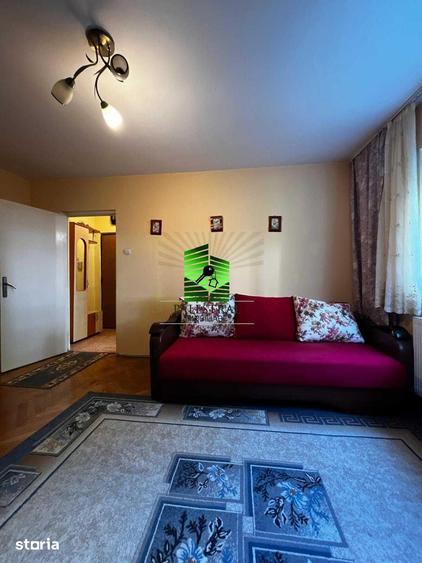 Apartament cu 3 camere decomandat în Centrul Civic