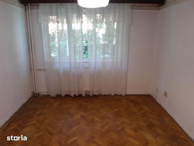Vanzare apartament 3 camere in Ploiesti zona Cina - 12