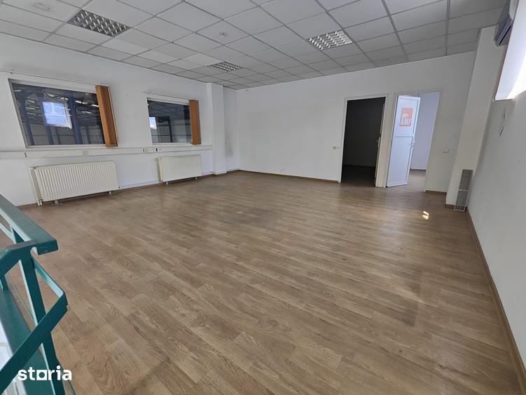 Spațiu comercial, de 1,216 mp, în Bartolomeu