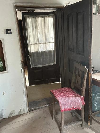 Casă cu 3 camere cu Teren 2550 Mp în Poboru