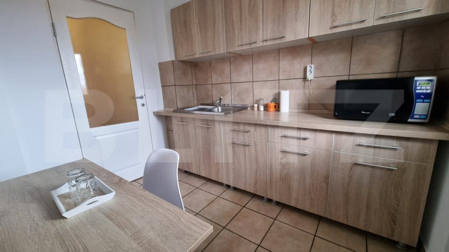 Apartament cu 3 camere decomandat în Nufărul