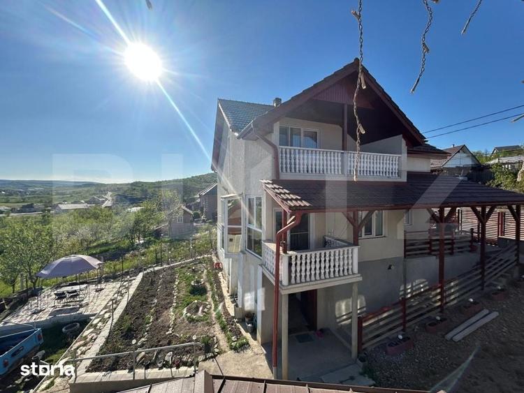 Casă cu 6 camere cu Teren 24000 Mp în Central