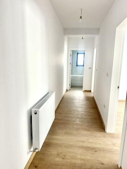 Apartament cu 2 camere decomandat în Ipotești