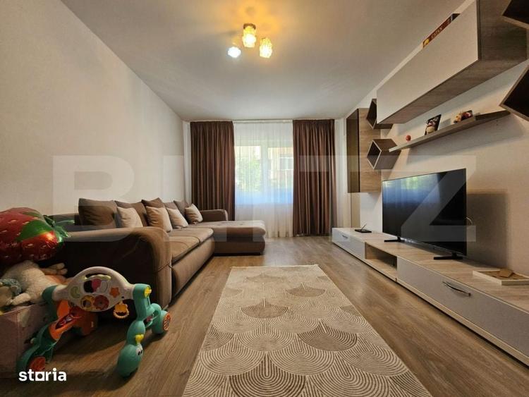 Apartament decomandat cu 3 camere, etaj 1, Micro 11,Zona Cantacuzino - 1
