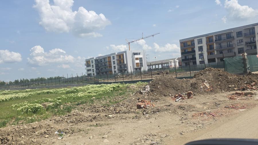 Teren Construcții intravilan de 1700 mp, în Theodor Pallady