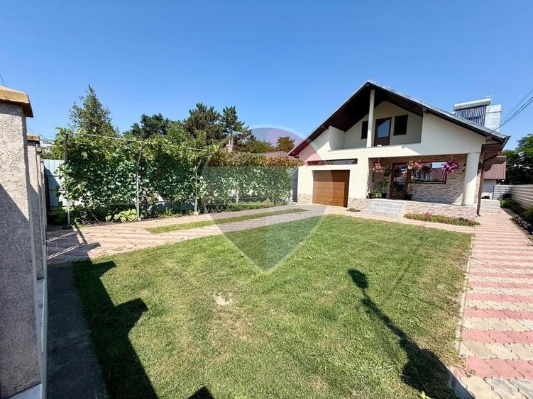 Casă individuală cu 4 camere cu Teren 720 Mp în Vânători
