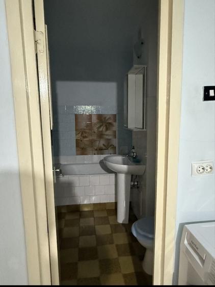 Apartament cu 2 camere decomandat în Decebal