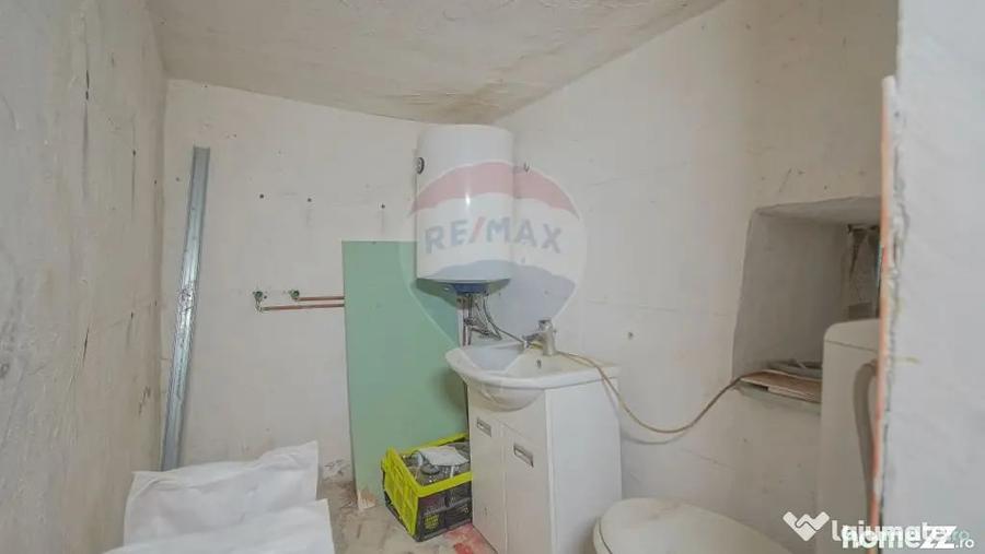 Casă cu 4 camere cu Teren 108 Mp în Schei