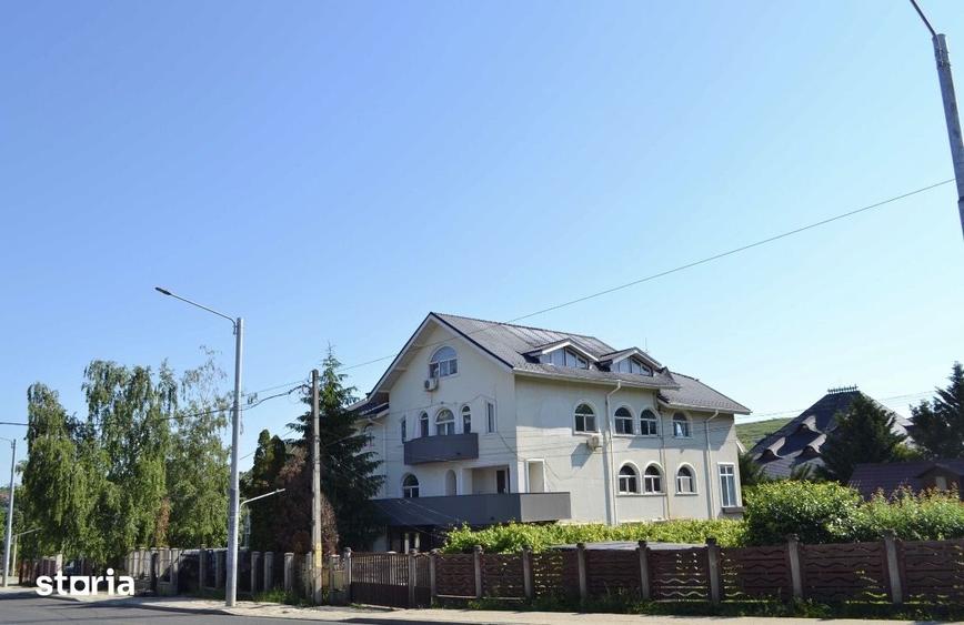 Casă cu Teren 750 Mp în Bucium