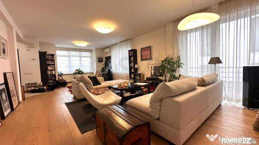 Casă cu 2 camere cu Teren 147 Mp în Herăstrău
