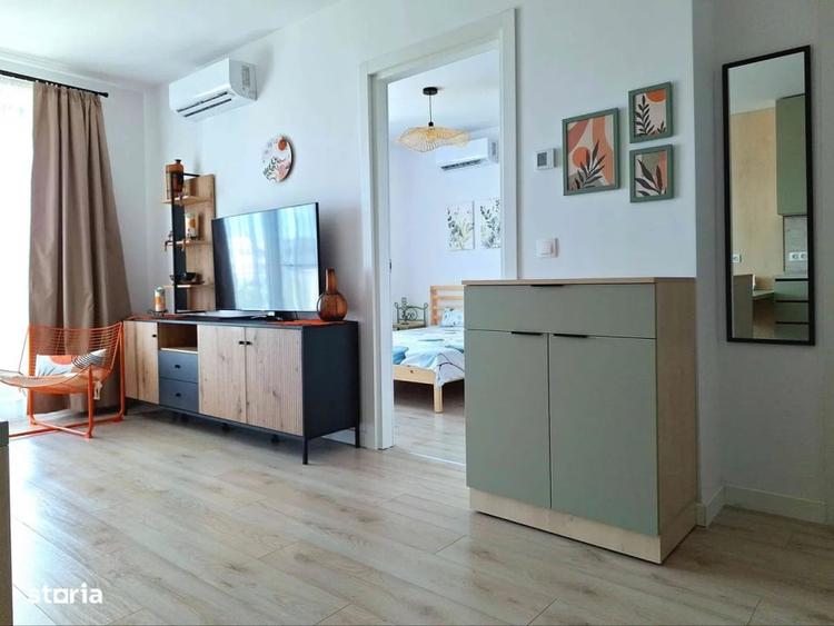 Apartament cu 2 camere decomandat, mobilat în Băneasa