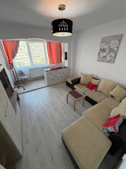 Apartament cu 2 camere decomandat în Circumvalațiunii