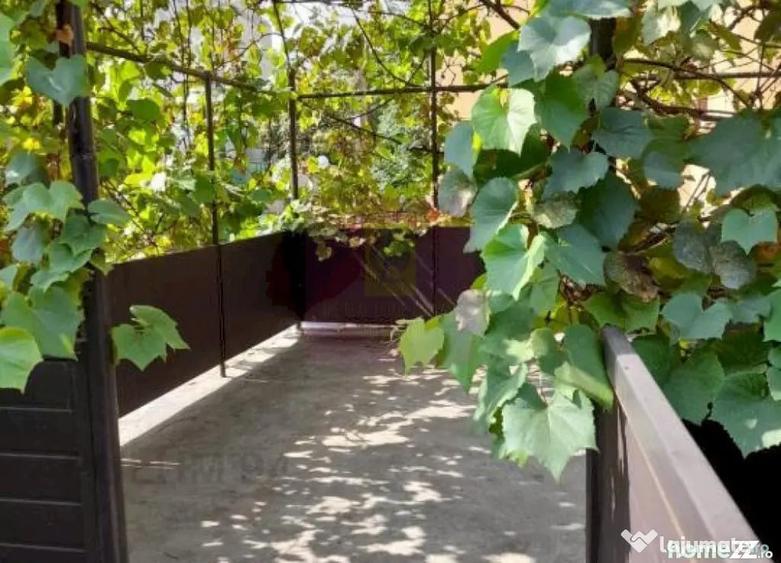 Casă cu 3 camere cu Teren 170 Mp în Dudești