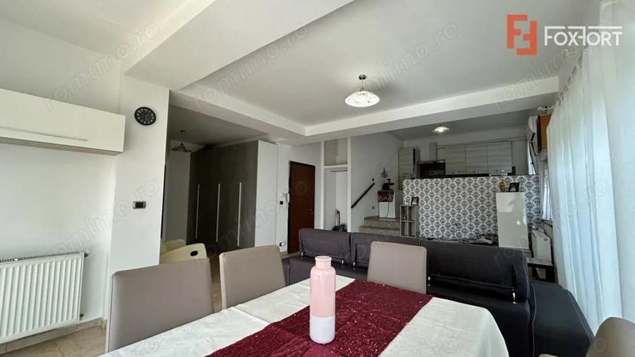Apartament cu 3 camere semidecomandat, mobilat în Ghiroda