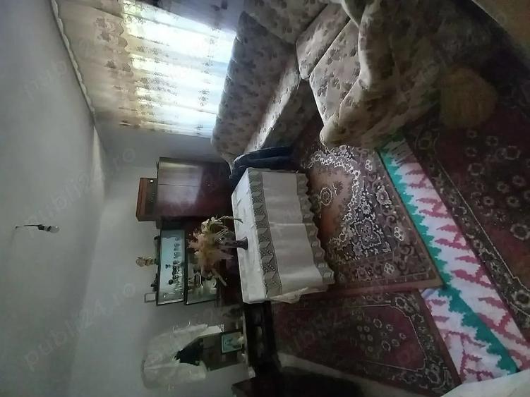 Casă cu 4 camere cu Teren 2400 Mp în Tălagiu