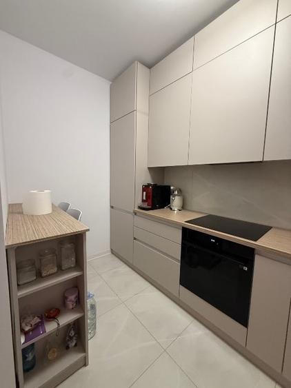 Apartament cu 2 camere semidecomandat, mobilat în Giroc