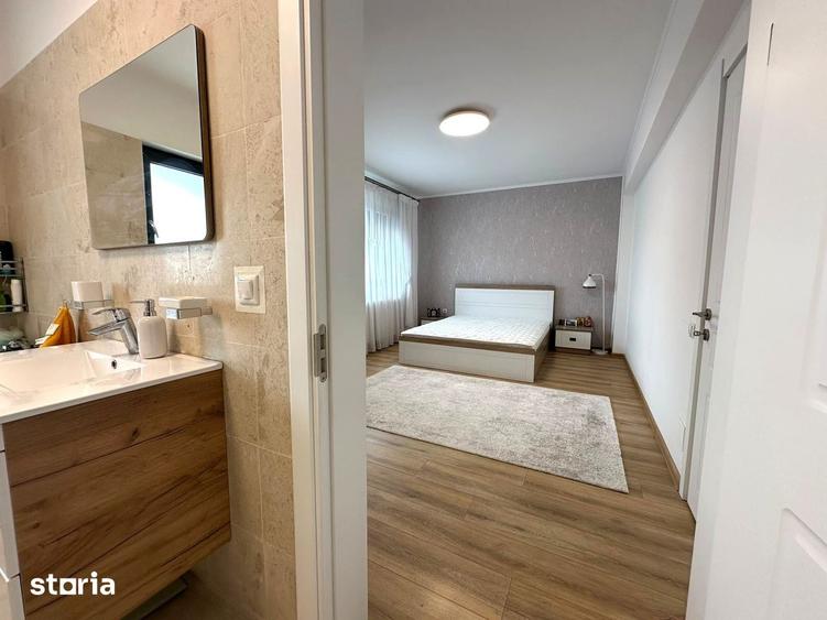 Casă cu 5 camere cu Teren 209 Mp în Corbeanca