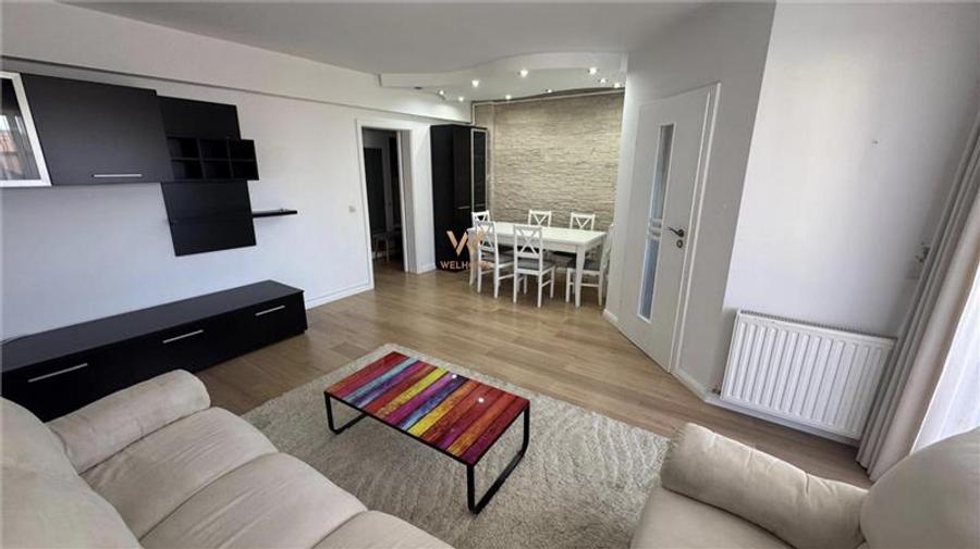 Apartament cu 3 camere decomandat, mobilat în Turnișor