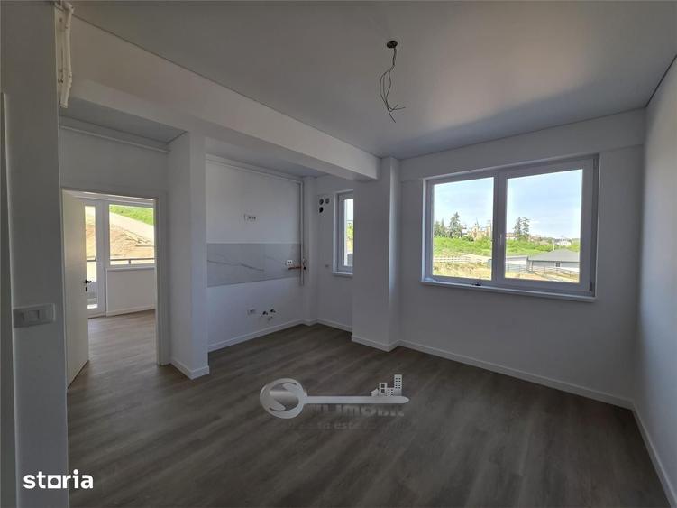 Apartament 2camere Bucium + curte 25mp - 1