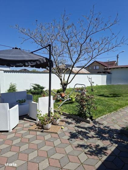 Casă cu 4 camere în Popoveni