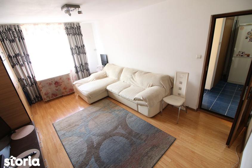 Apartament cu 2 camere decomandat, mobilat în Siderurgiștilor
