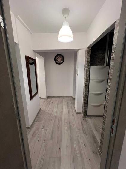 Apartament cu 2 camere decomandat în 1 Decembrie 1918