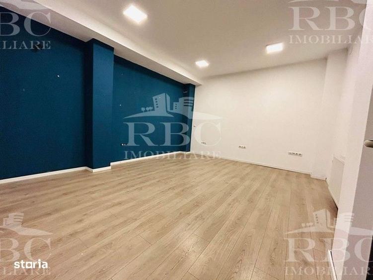 Spațiu comercial, de 45 mp, în Central