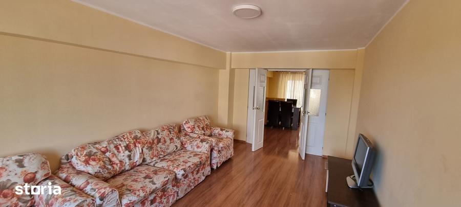 Apartament cu 4 camere în Central