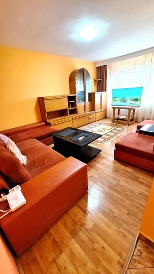 Apartament cu 3 camere decomandat în Țiglina 3